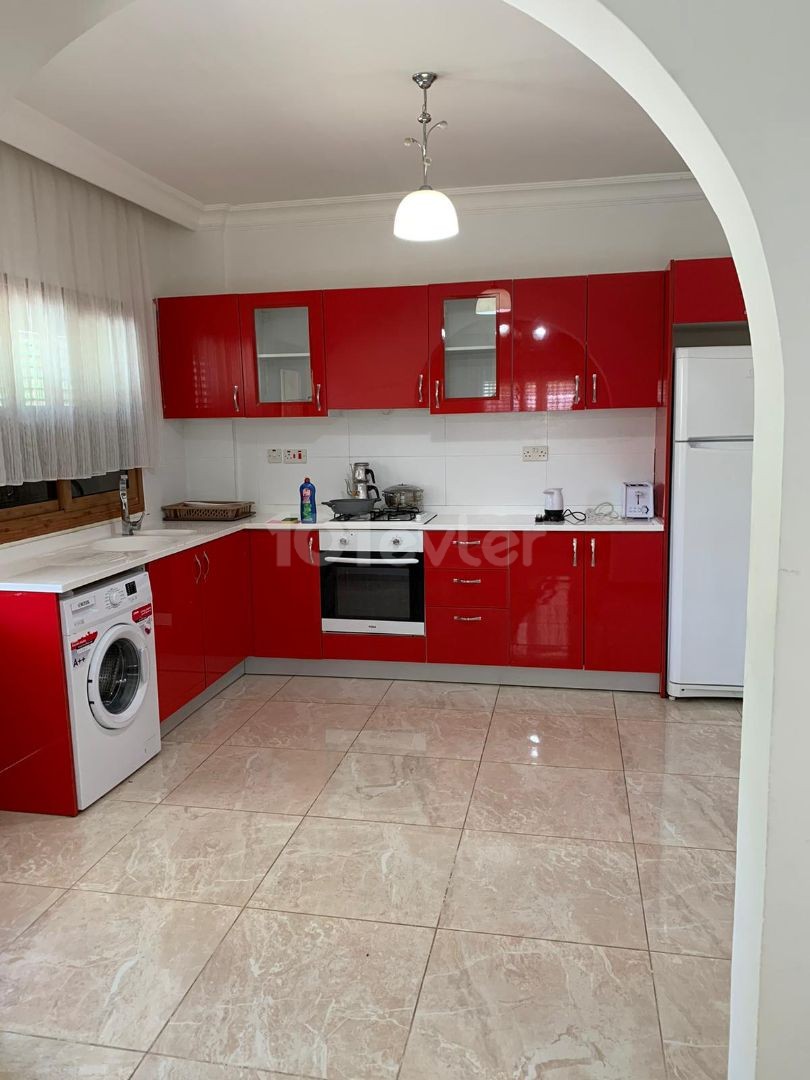 3+1 villa for rent in Karşiyaka, with pool 