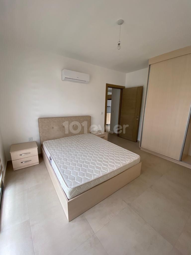 2+1 apartment for rent in center of Kyrenia, Kar market area