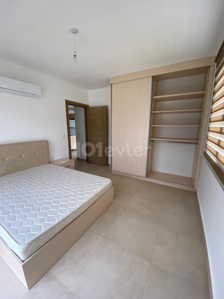 2+1 apartment for rent in center of Kyrenia, Kar market area