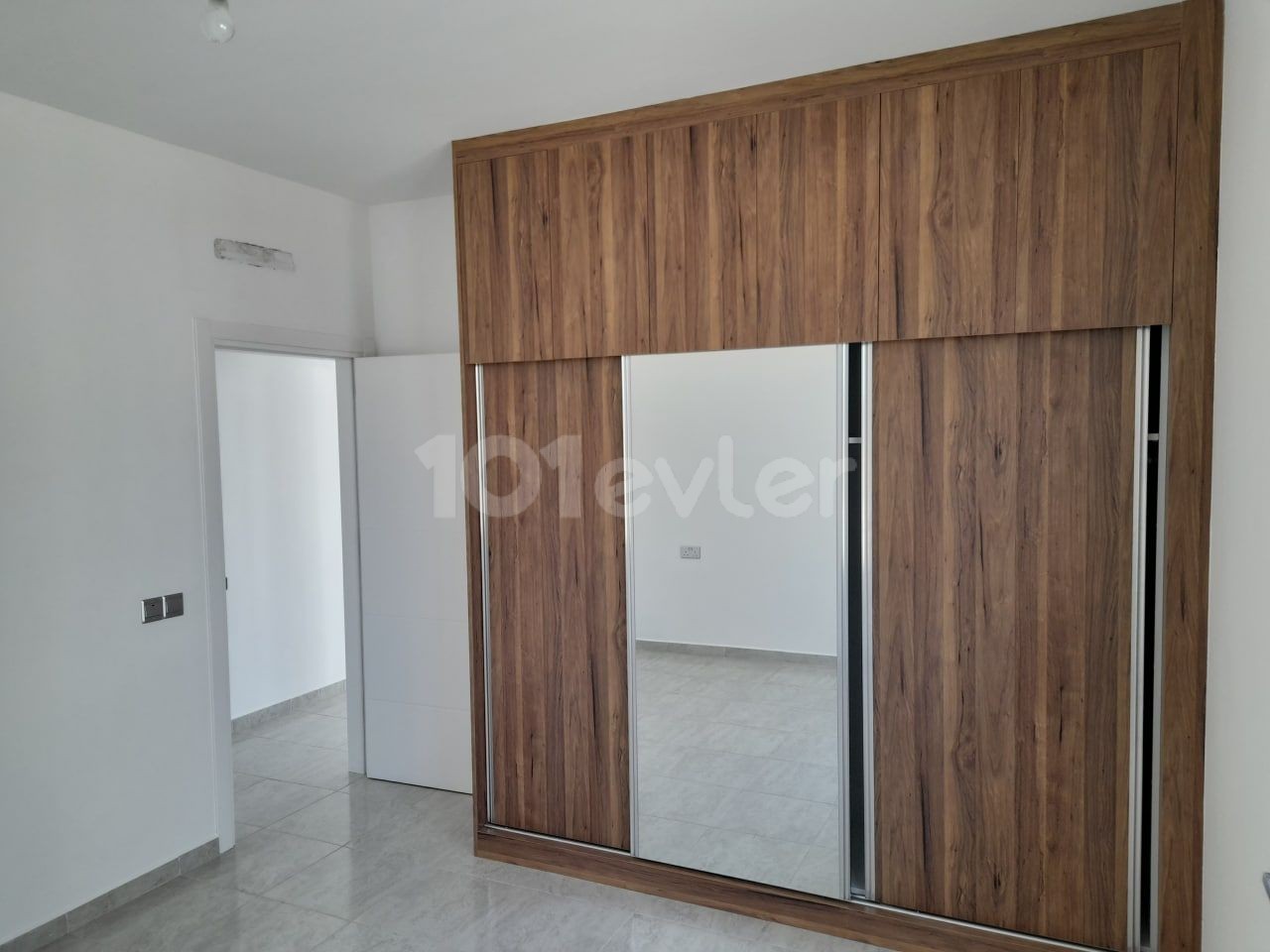 1+1 Apartment for sale in Esentepe, wıth communıty pool