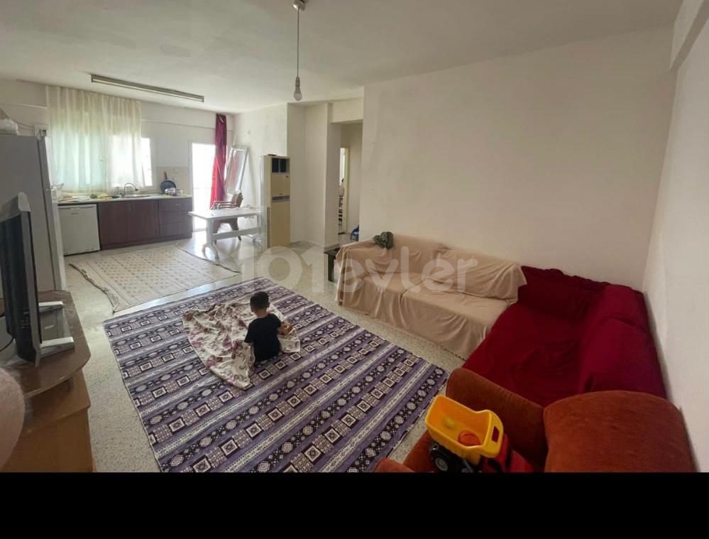 2+1 apartment for sale in Lefkoşa,Haspolat 