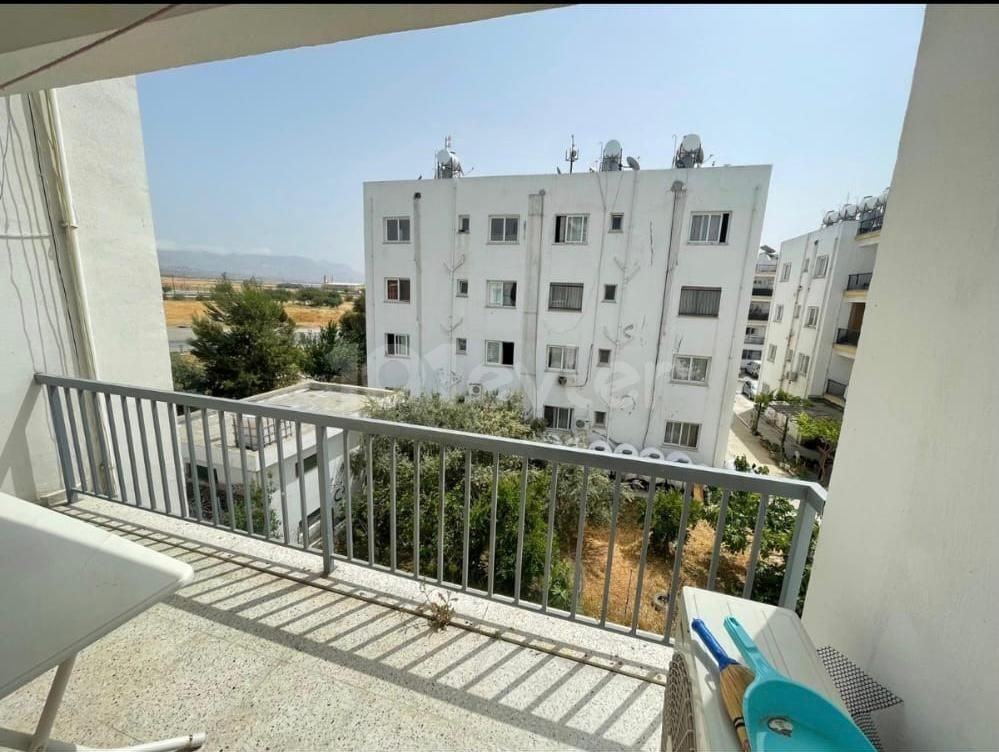 2+1 apartment for sale in Lefkoşa,Haspolat 