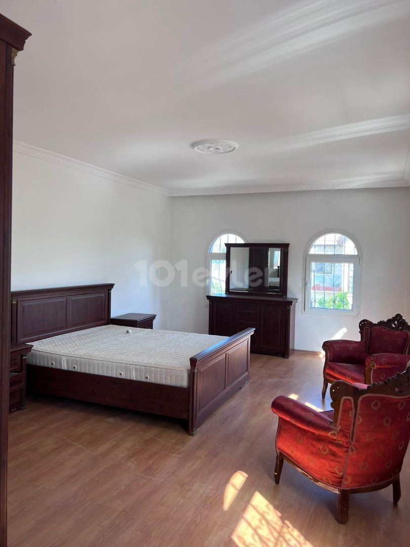 Очень красивая роскошная вилла с 3 спальнями + детская игровая комната, сад для продажи в Кирении Чаталкойде ** 