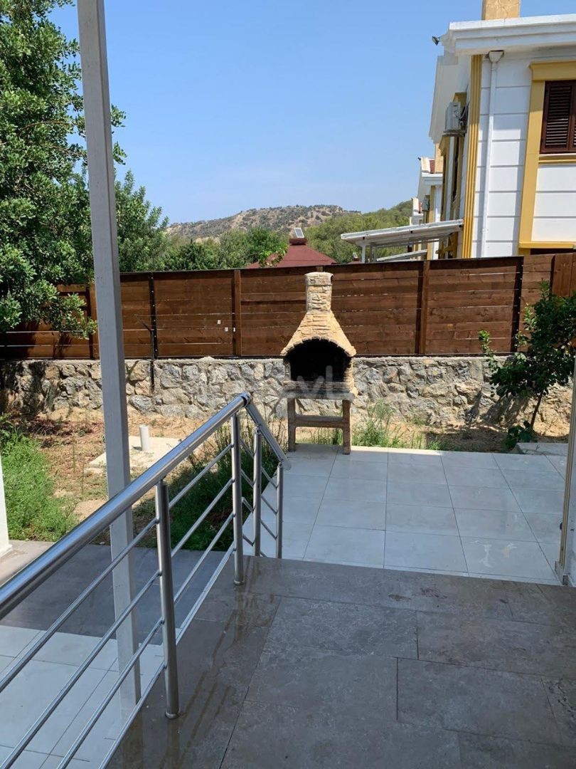 3+1 villa for rent in Karşiyaka, with pool