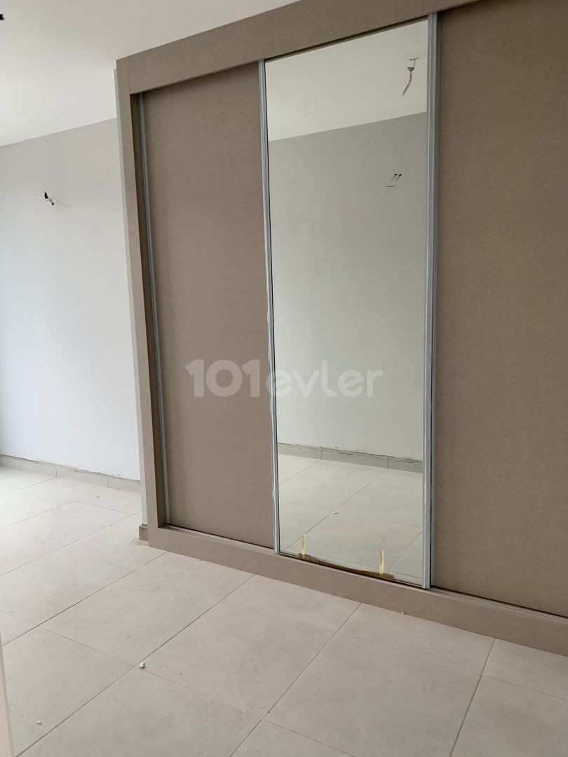 2+1 penthouse flat for sale in Alsancak adds both life and investment value