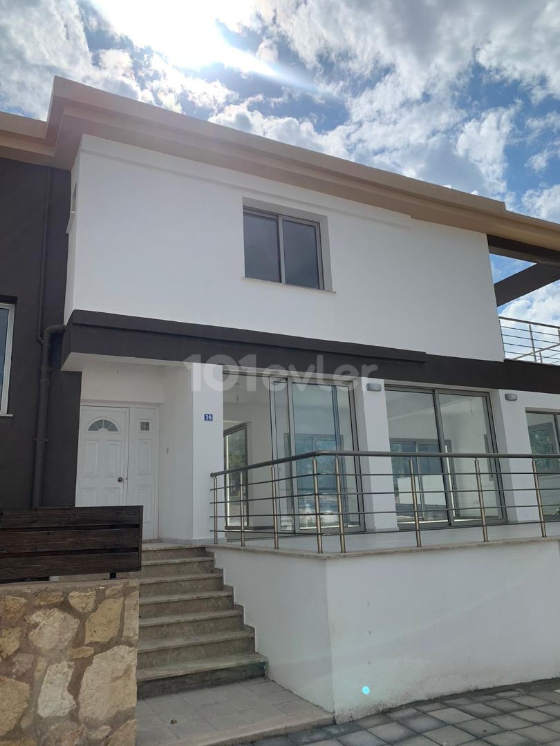 Complex with swimming pool for sale in Edremit