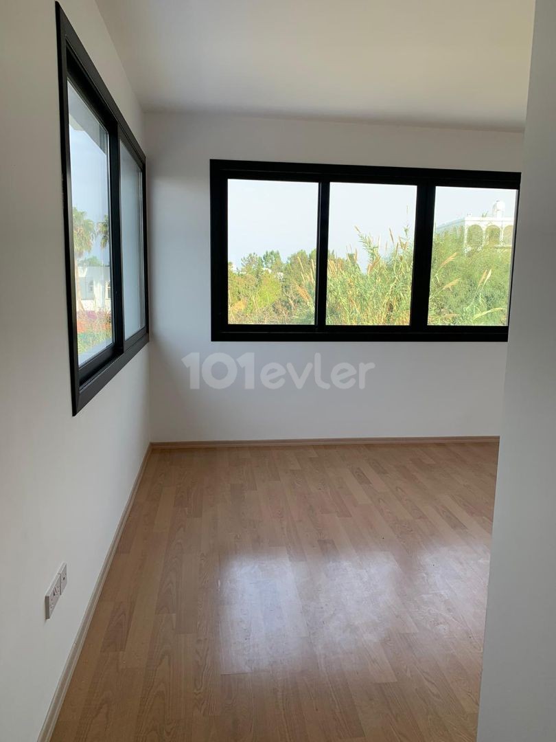 Çatalköy’de satılık 4+1 Villa ,Kapanmaz Deniz manzaralı