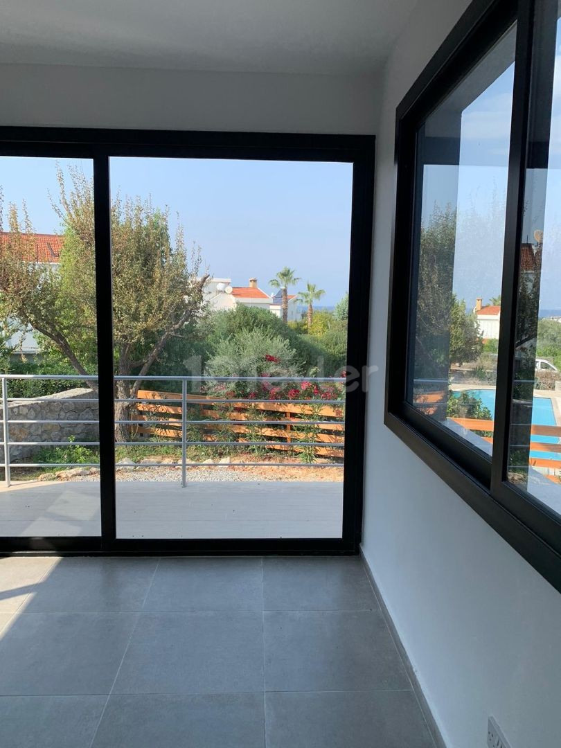 Çatalköy’de satılık 4+1 Villa ,Kapanmaz Deniz manzaralı