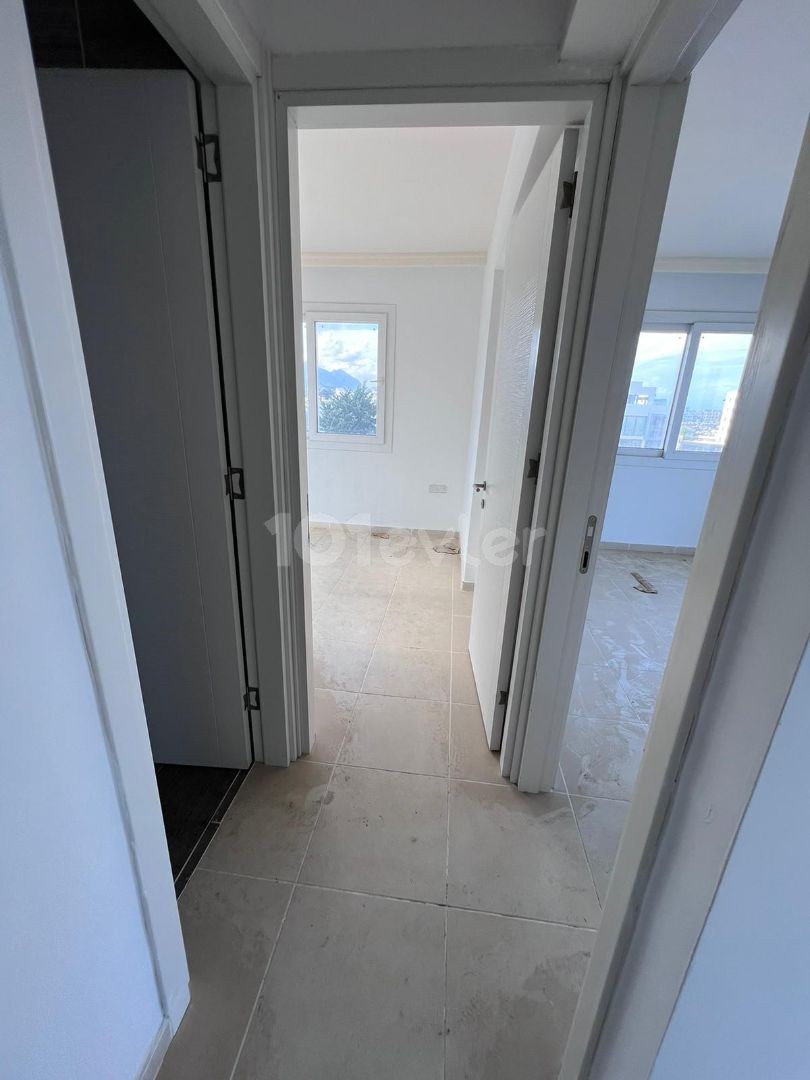 Neues 2+1 Penthouse zum Verkauf in Girne Merkez