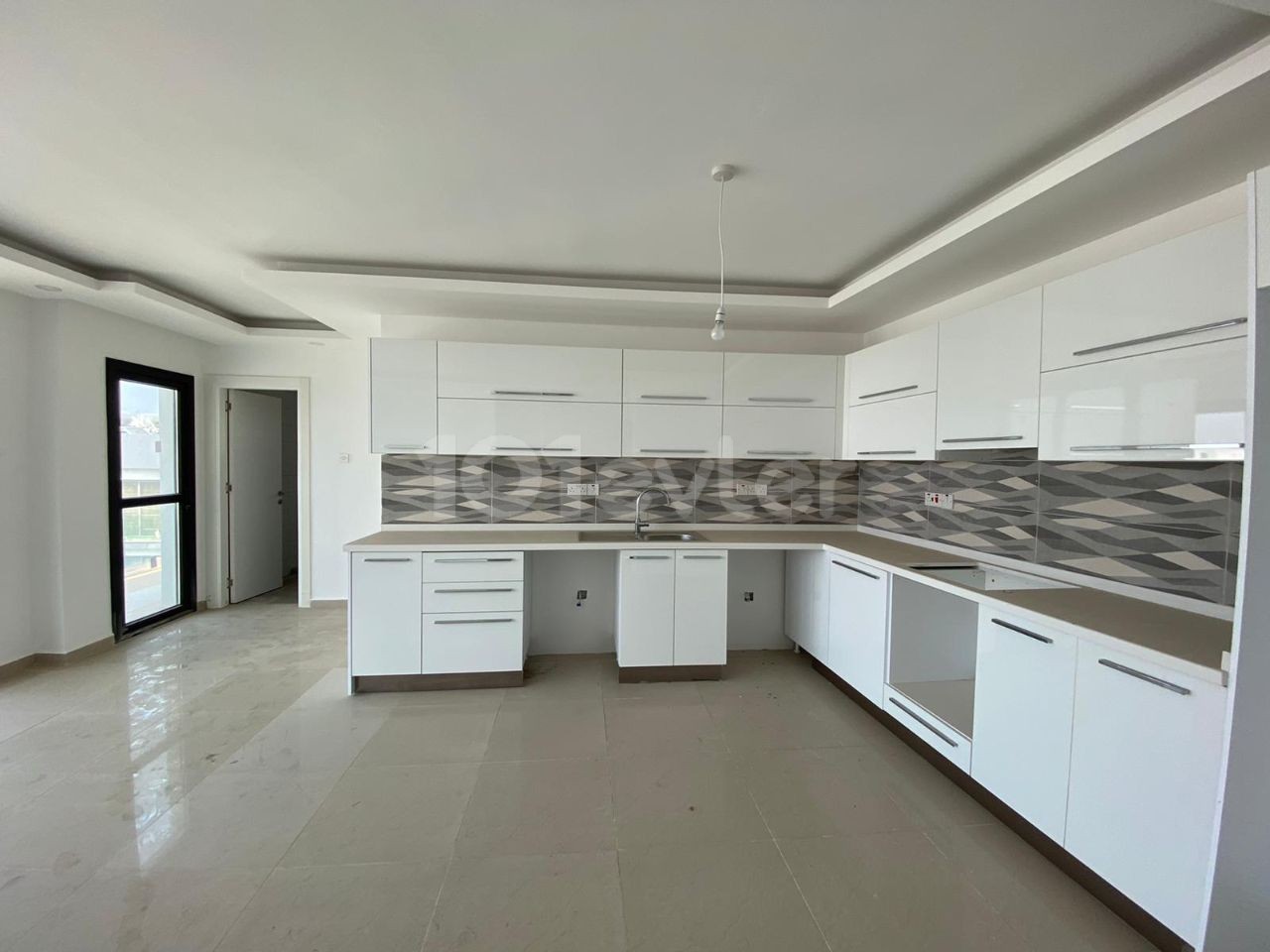 1+1 apartments for sale in Kyrenia Center