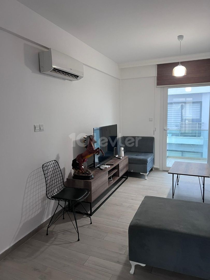 2+1 fully furnished apartment for sale in Kyrenia Center