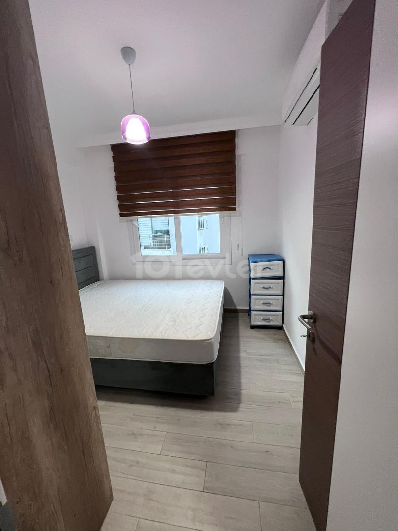 2+1 komplett möblierte Wohnung zum Verkauf im Kyrenia Center