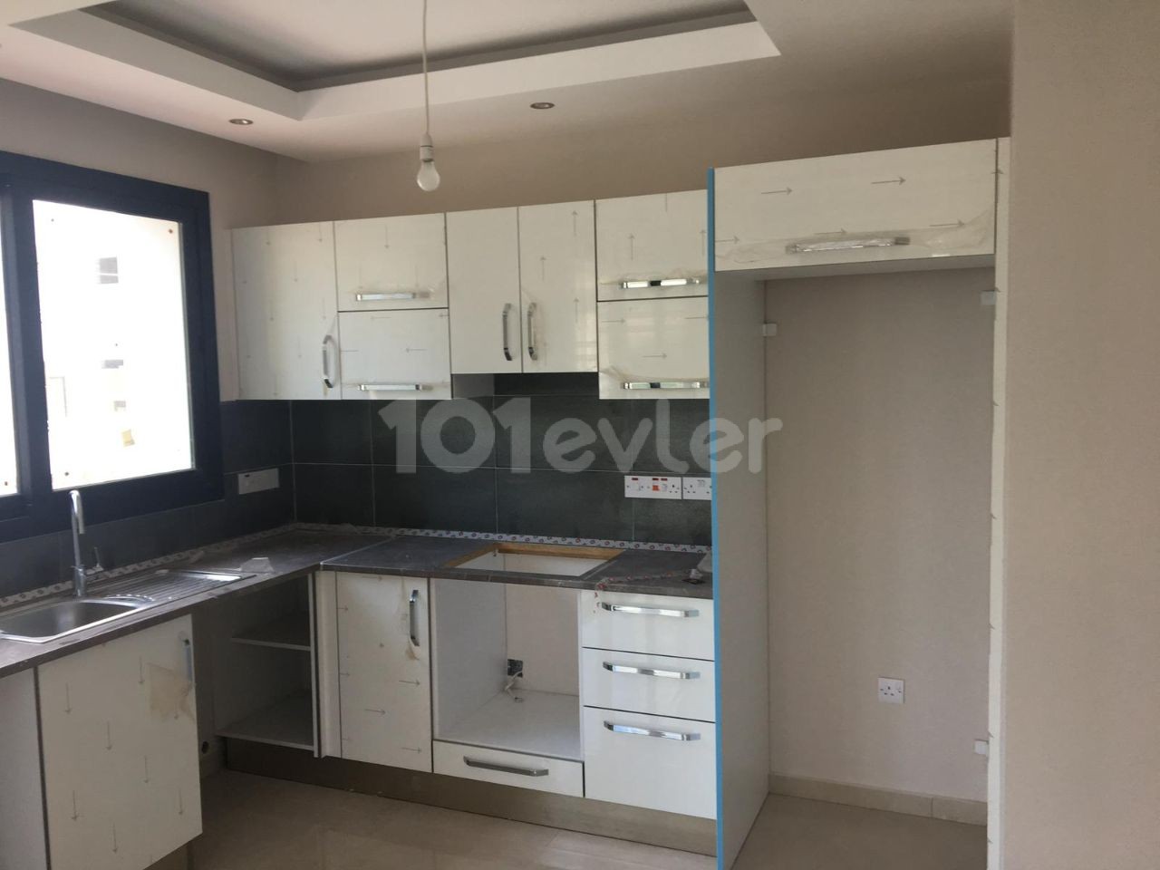 2+1 apartments for sale in Kyrenia Center