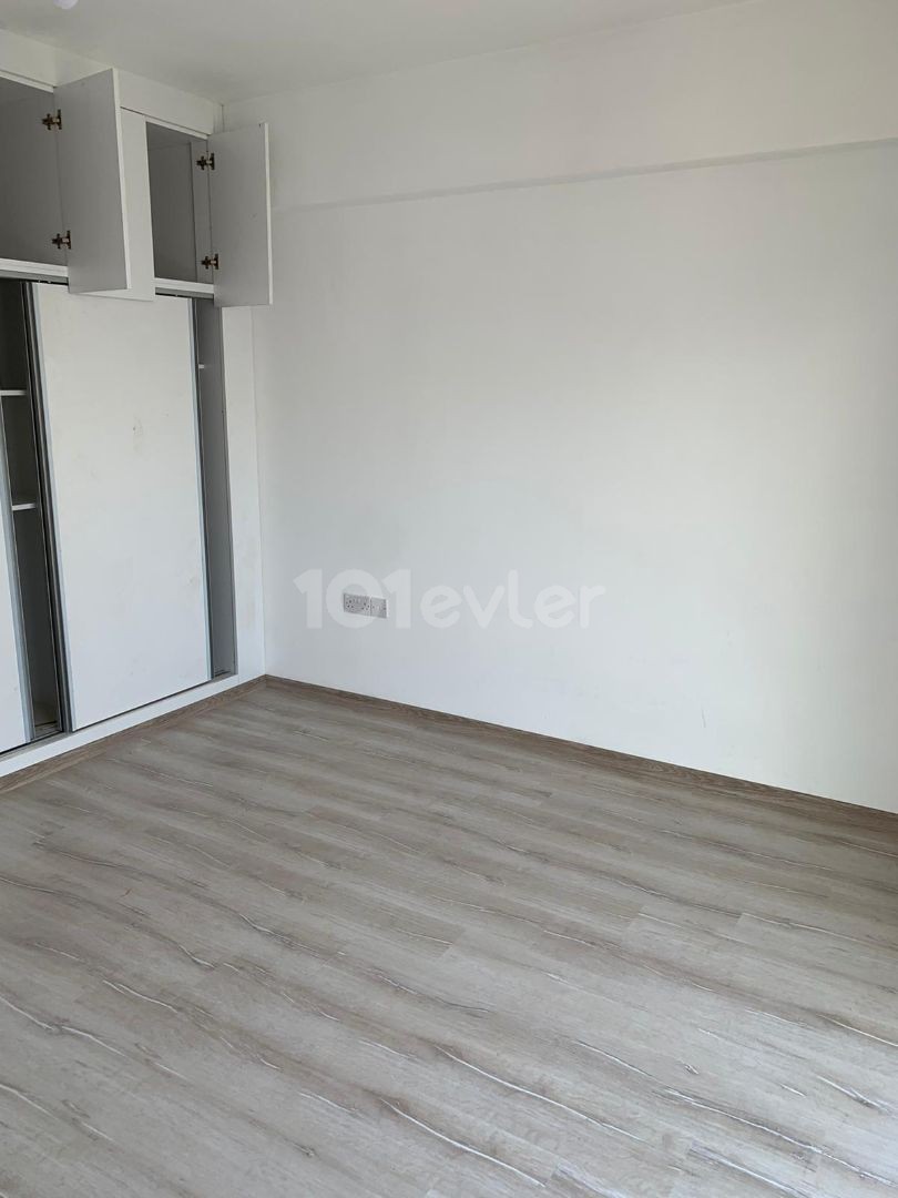 3+1 apartment for sale in Girne Center,  sea view