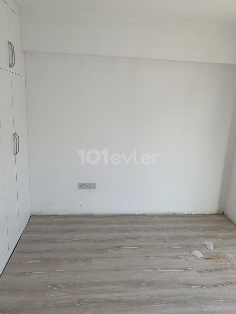 3+1 apartment for sale in Girne Center,  sea view