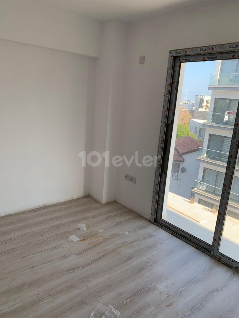 3+1 apartment for sale in Girne Center,  sea view