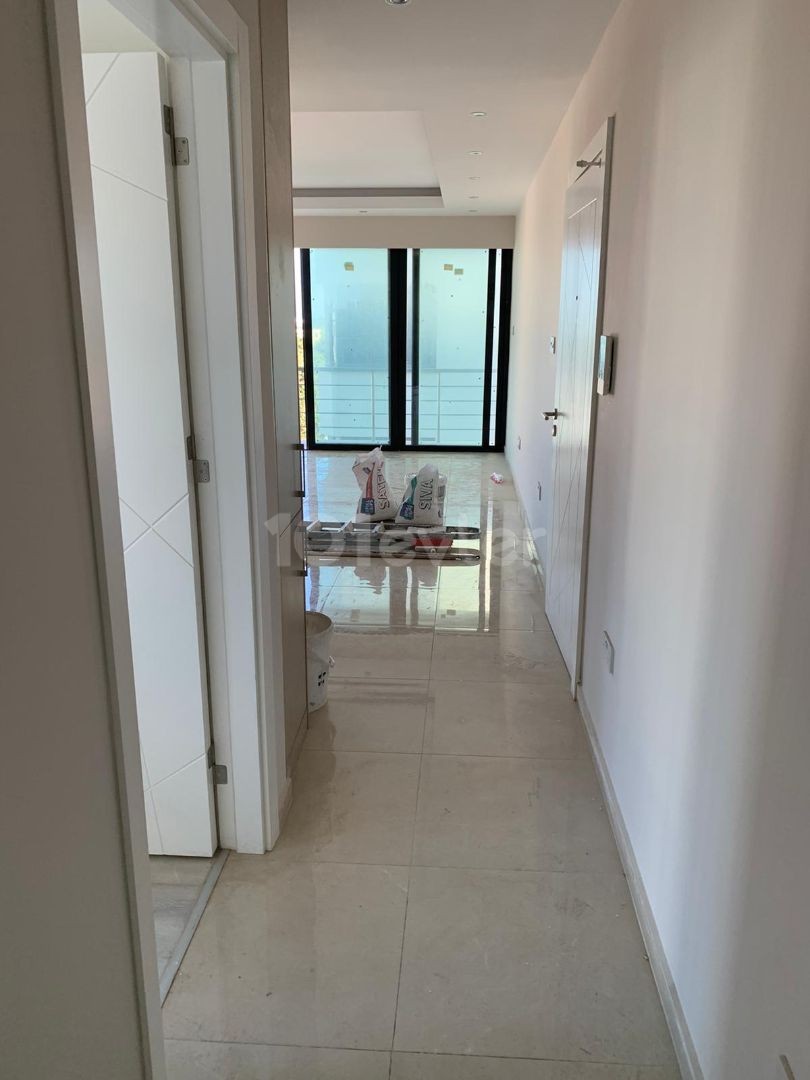 2+1 apartment for sale in Girne Center, Sea view