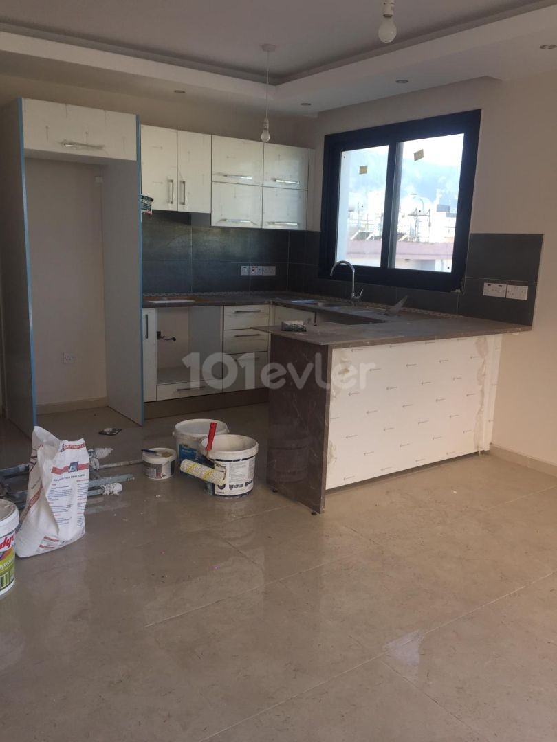 2+1 apartment in center of Kyrenia 