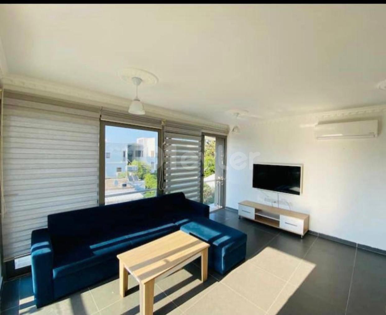 2+1 apartment  for daily rent in Girne Center