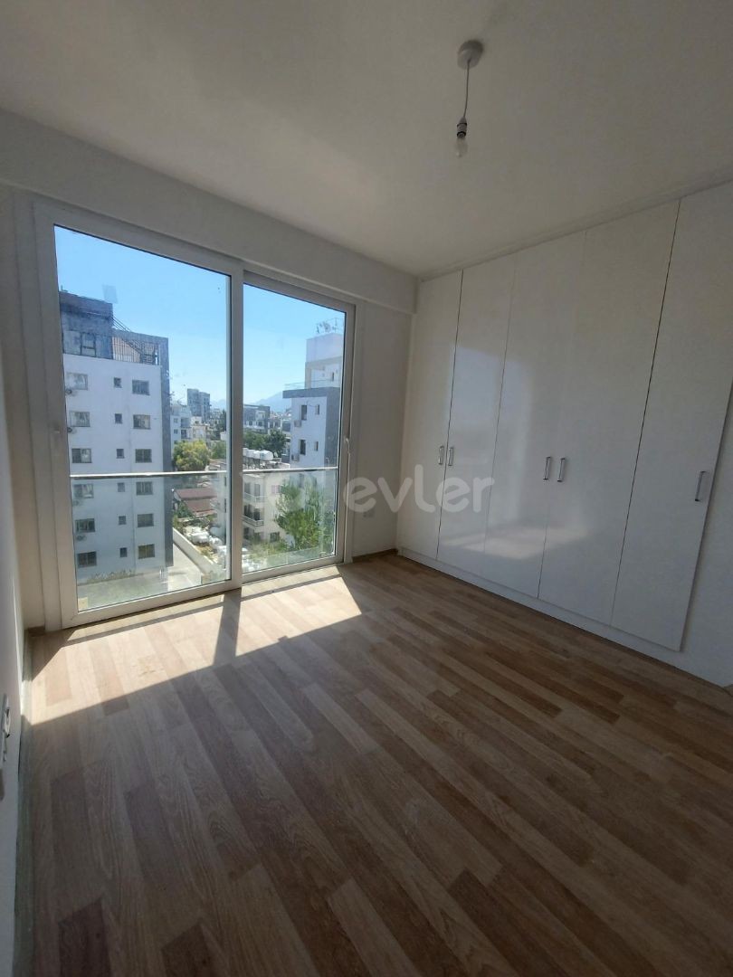 2+1 standard and duplex for sale in Girne Merkez