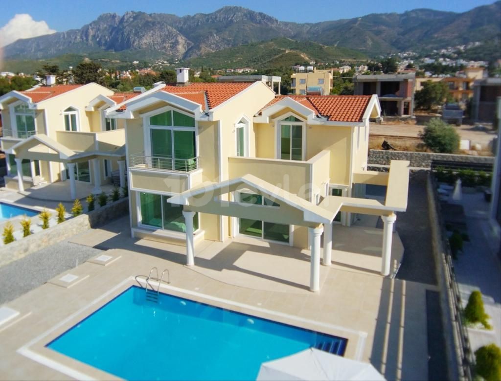 3+1 luxury villa for rent in Alsancak