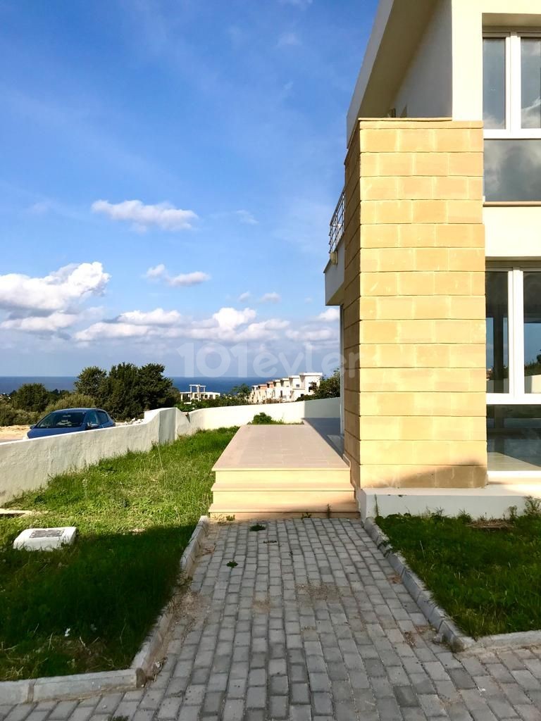 3+1 villa for sale in Yeşiltepe