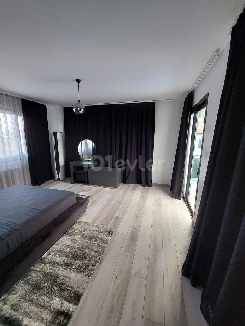 4+1 luxury villa for sale in Edremit
