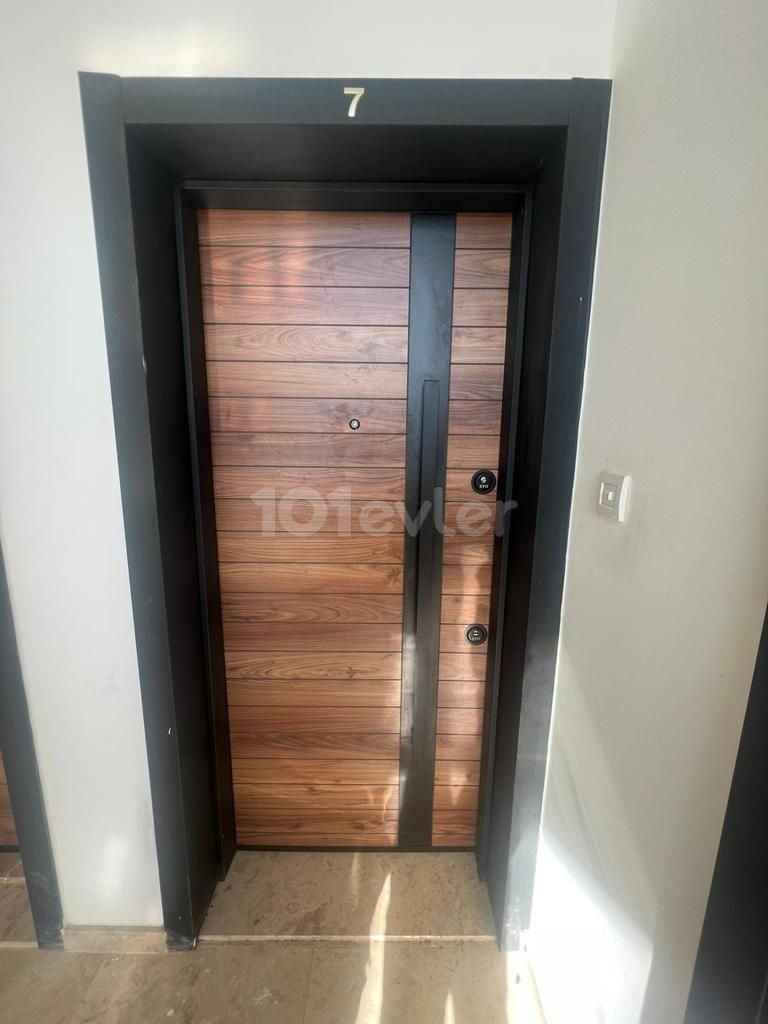 Lefkoşa Hamitköy'de satılık 2+1 eşyalı daire