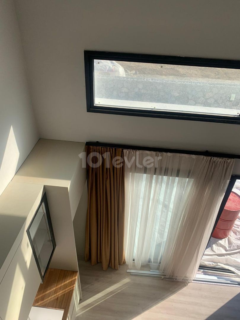 2+1 apartment with private pool for sale in Karşıyaka