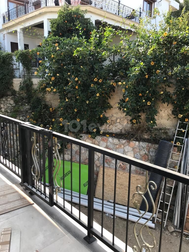 3+1 apartment for sale in Çatalkoy