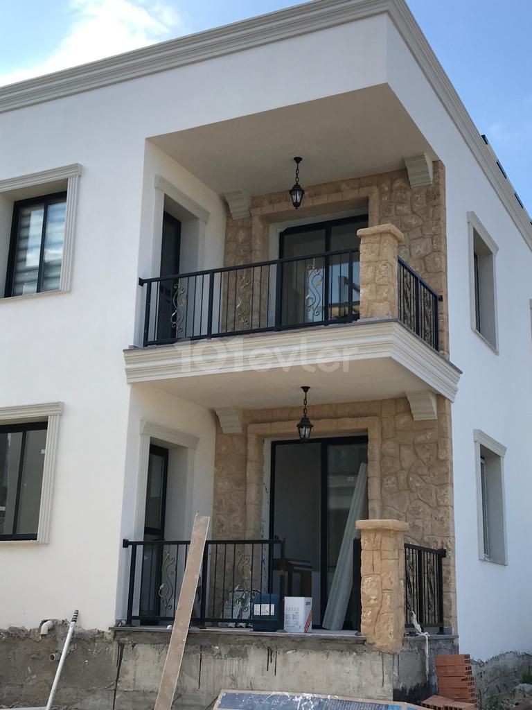 3+1 apartment for sale in Çatalkoy