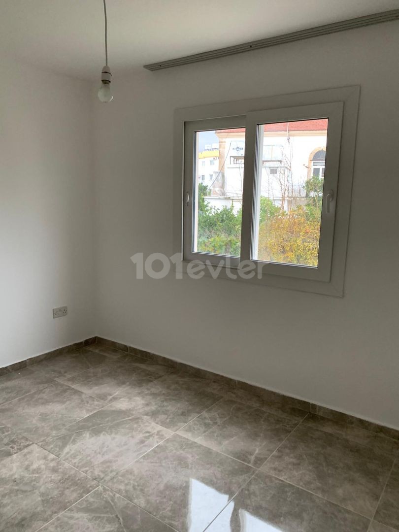 3+1 ground floor apartment with garden for sale in Alsancak