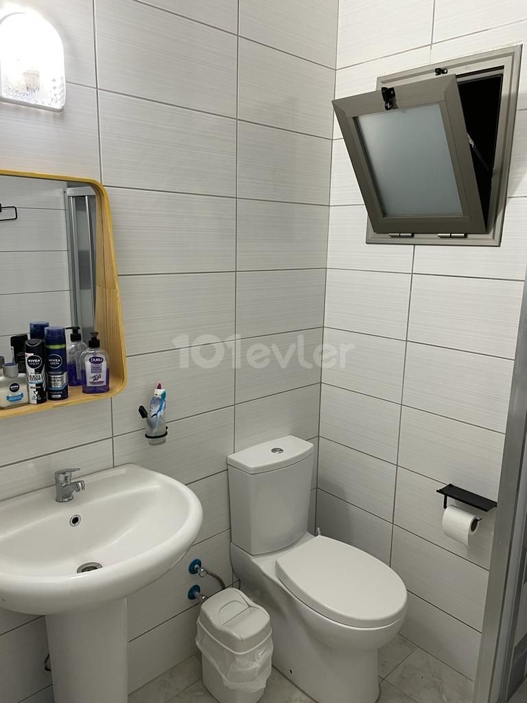 Alsancak’ta satılık 2+1 full eşyalı daire