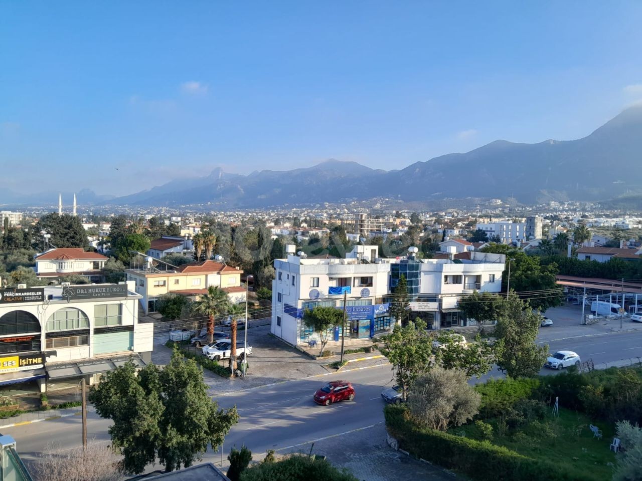  2+1 Luxuswohnung zur Miete in Kyrenia Centre