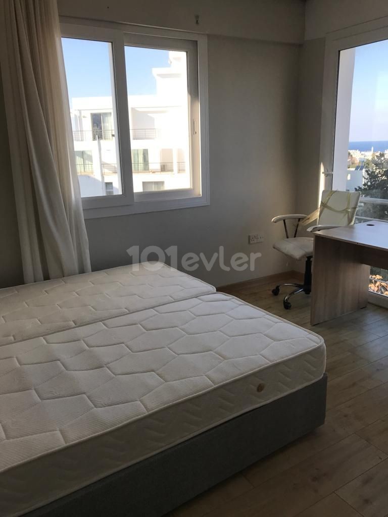 Möblierte 2+1 Wohnung zu verkaufen in Kyrenia Zentrum 