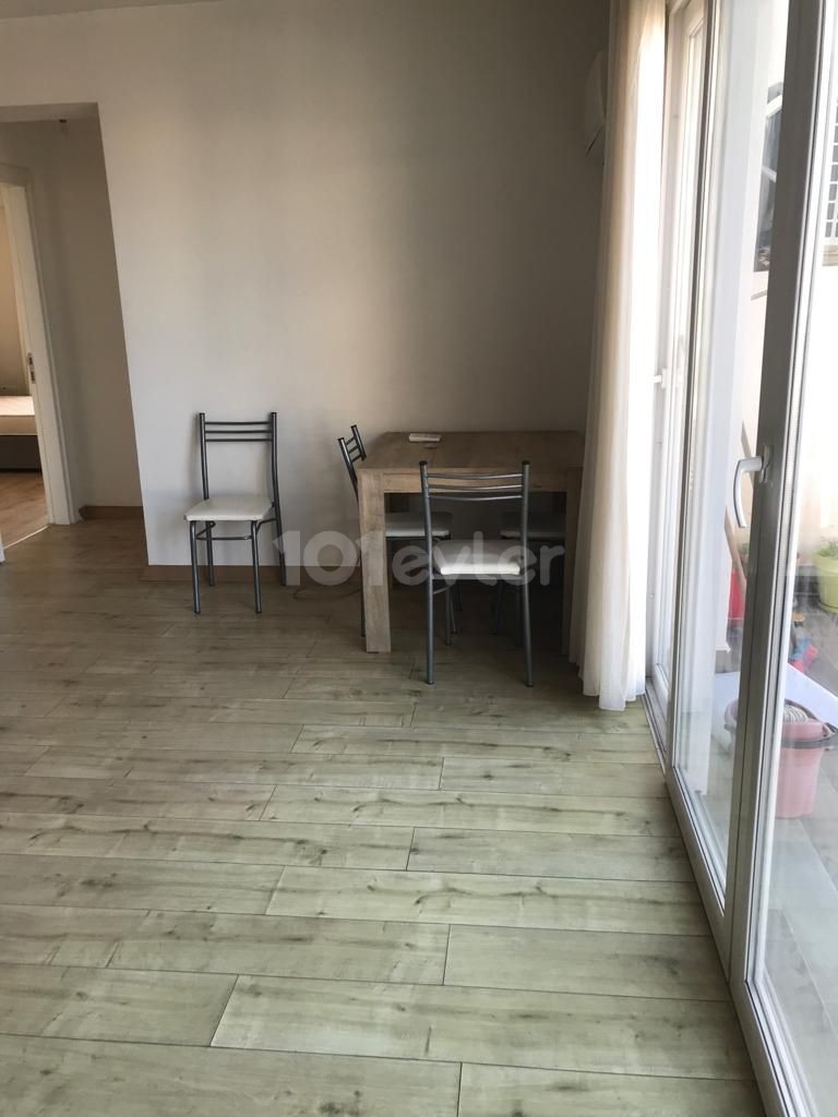 Möblierte 2+1 Wohnung zu verkaufen in Kyrenia Zentrum 