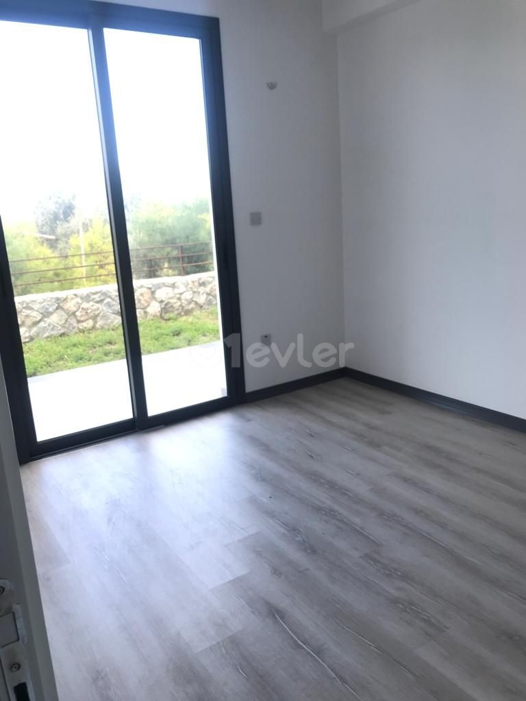 2+1 apartment for sale in Kyrenia Ozankoy