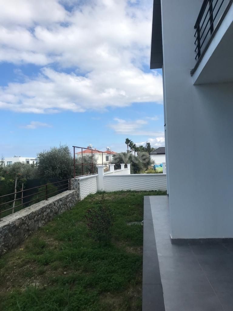 2+1 apartment for sale in Kyrenia Ozankoy