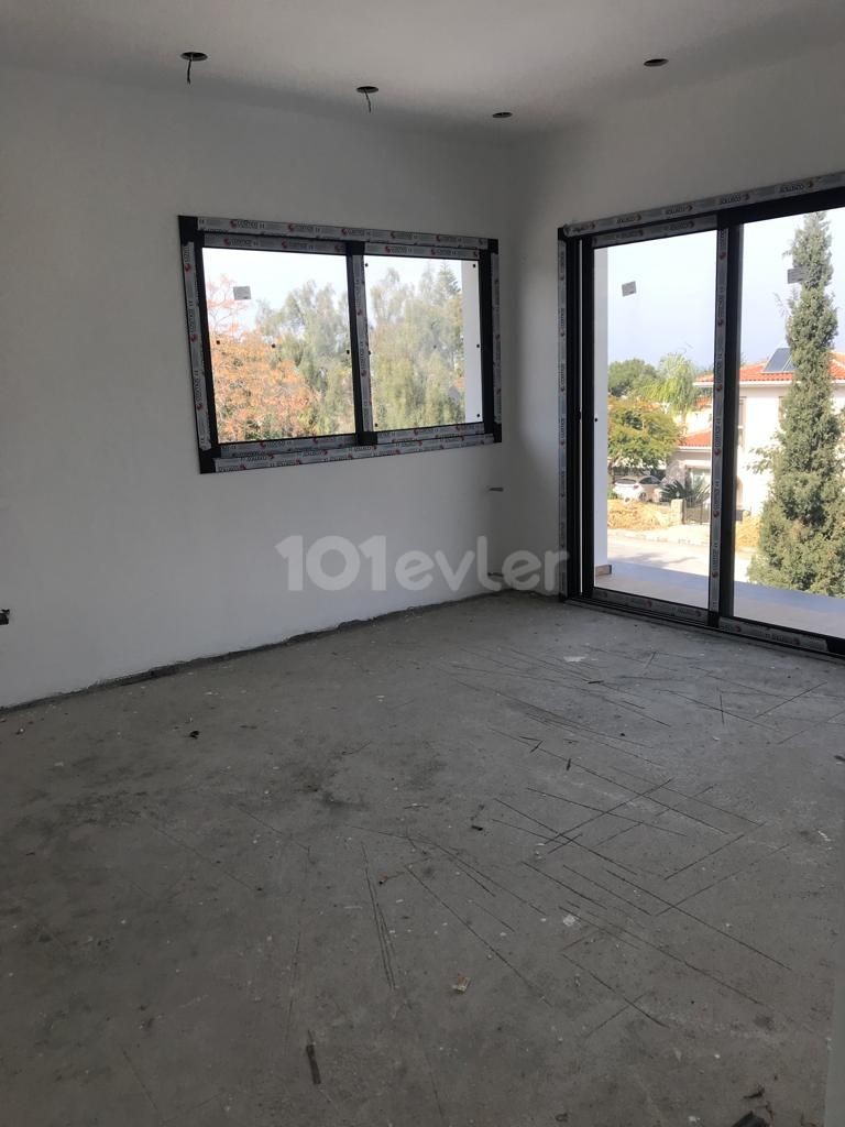 4+2 Duplex-Villa zu verkaufen in Alsancak