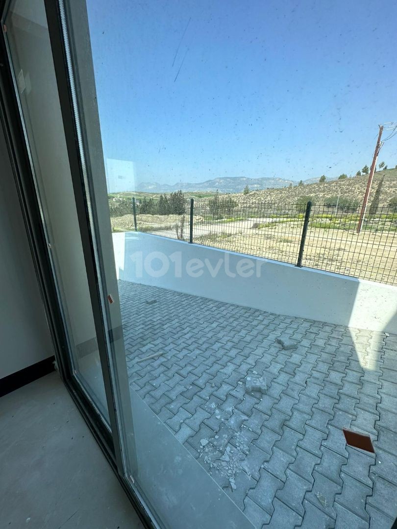 3+1 luxury detached villa for sale on the Bogaz, Turkish title. Very affordable price!