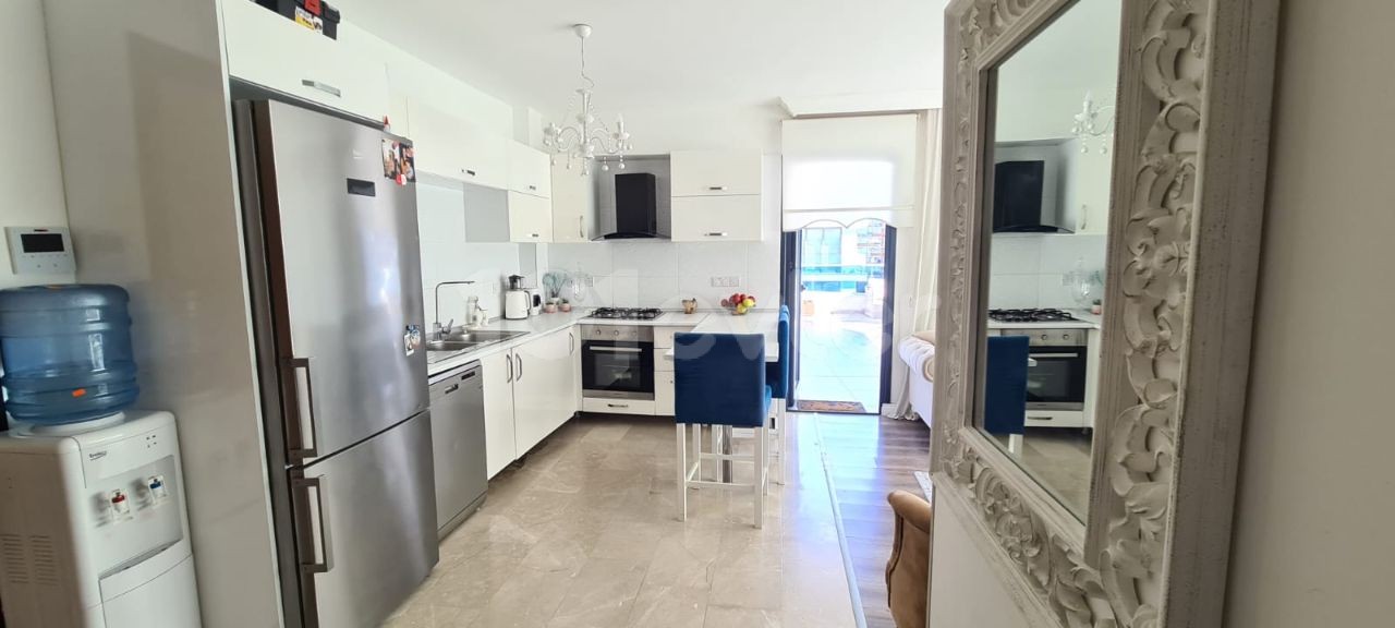 Luxus 2+1 Wohnung zu verkaufen in Kyrenia Centre, Steuern bezahlt !!!