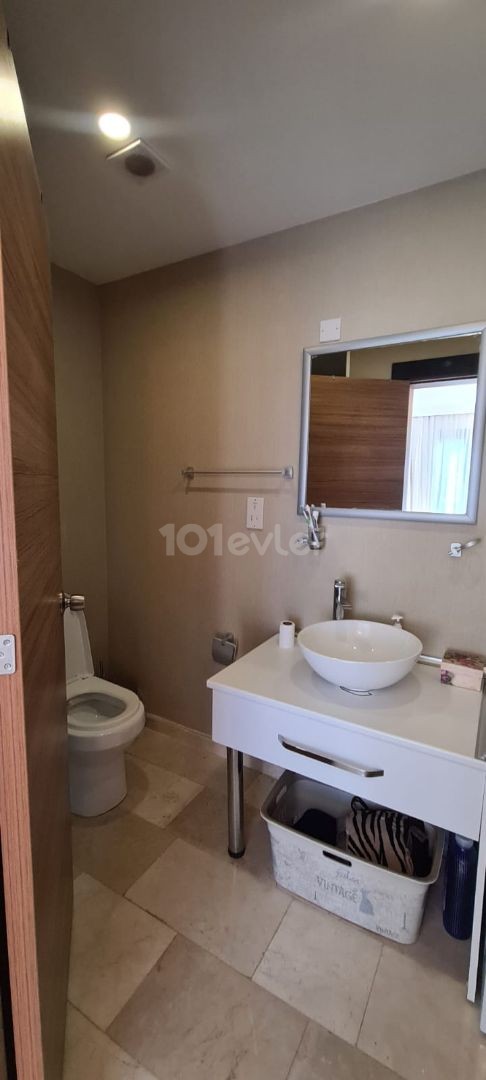 Luxury 2+1 apartment for sale in Girne Center, Taxes paid!!!