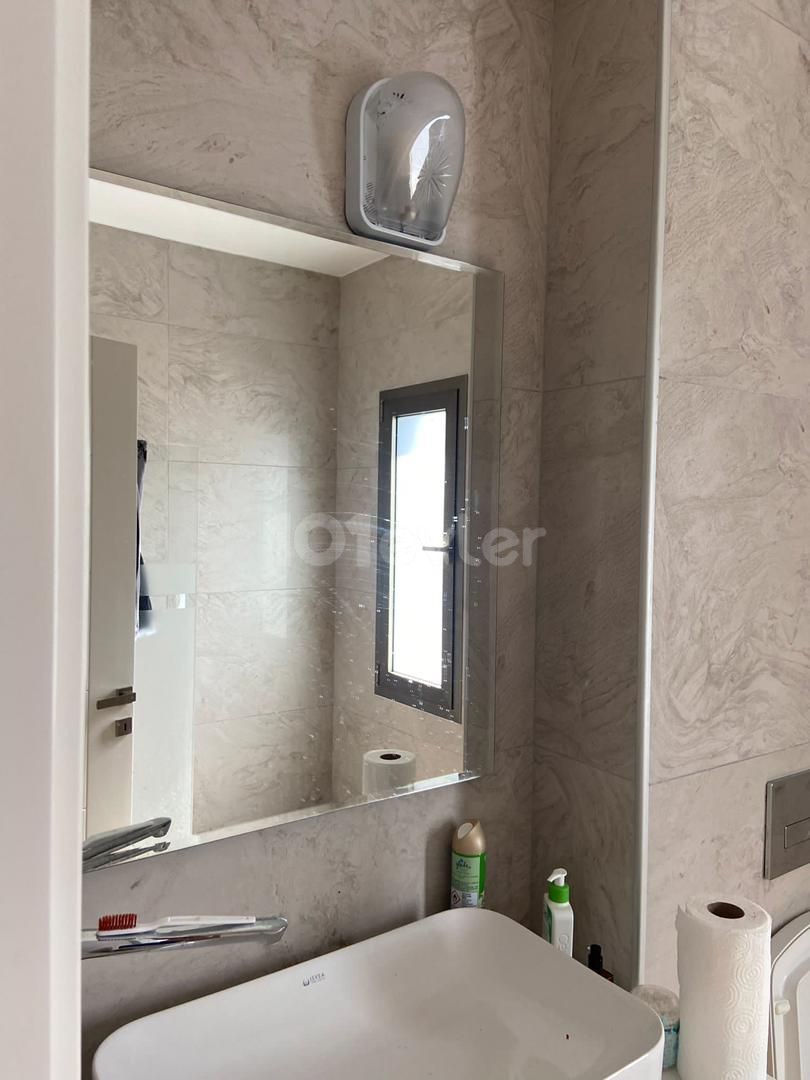 Çatalköy'de kiralık denize sıfır havuzlu 3+1 villa