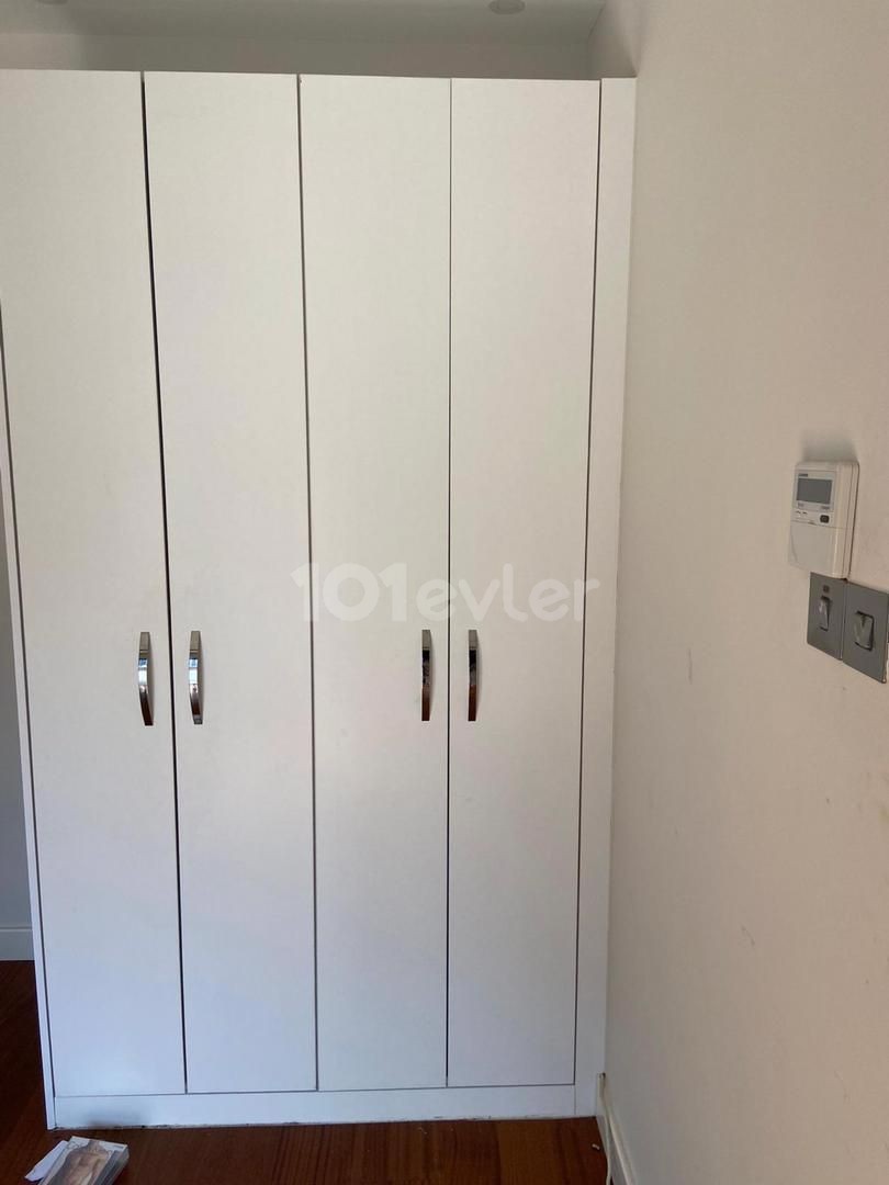 Çatalköy'de kiralık denize sıfır havuzlu 3+1 villa