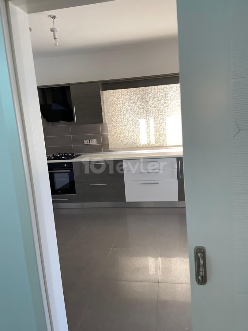 Ozanköy'de havuzlu ve deniz manzaralı kiralık 3+1 lüks villa