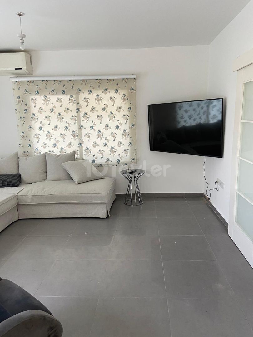 Ozanköy'de havuzlu ve deniz manzaralı kiralık 3+1 lüks villa