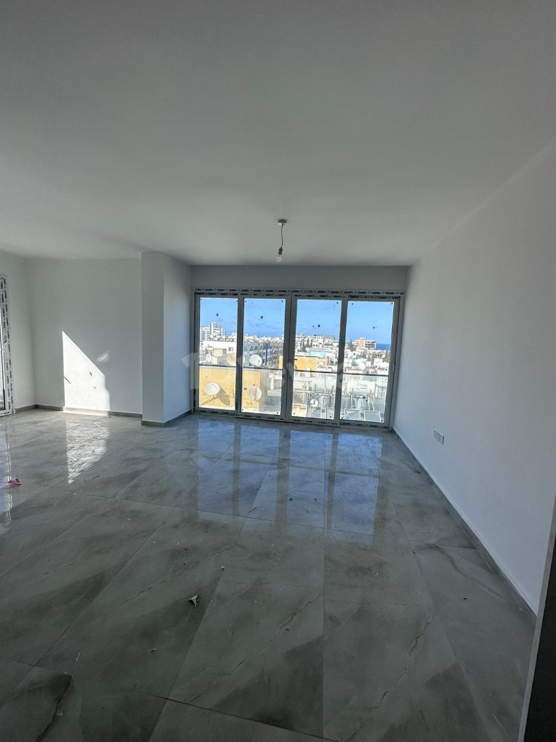  3+1 sehr große Reihenhauswohnung zu verkaufen in Kyrenia Centre