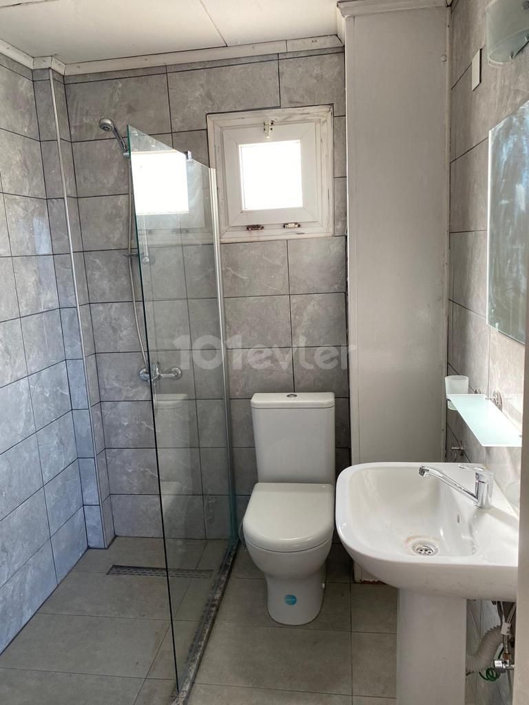 Satılık Denize Sıfır 3+1 Daire, Girne Merkez