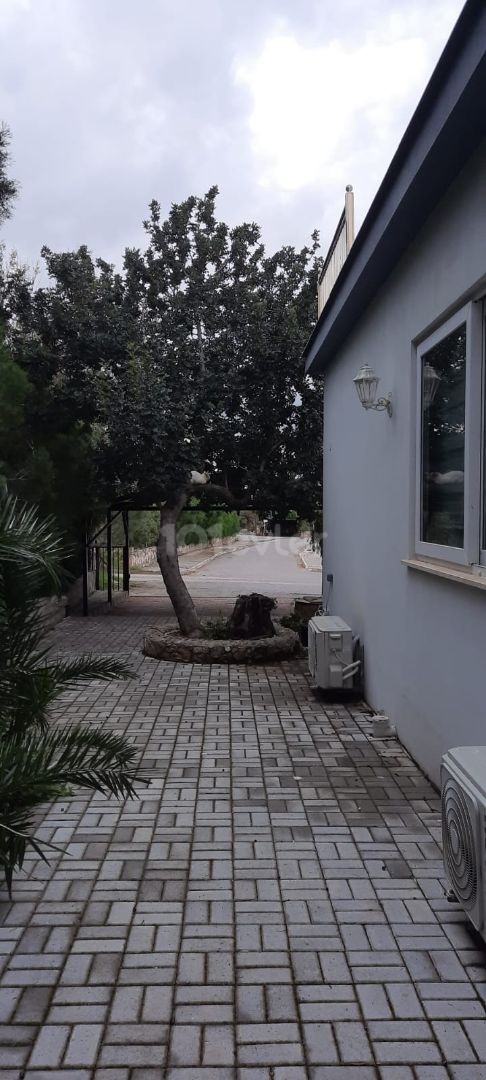 Girne Çatalköy'de satılık ikiz villa