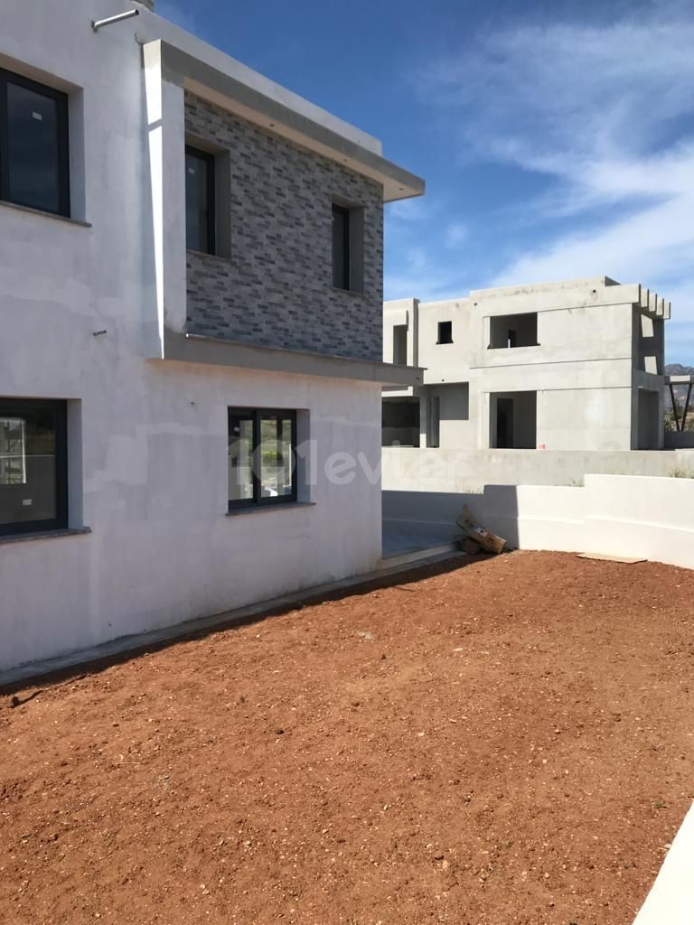 3+1 prächtige Villa zum Verkauf in Girne Bosphorus